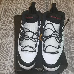 Kids Jordan Sneakers (Worn Few Times)